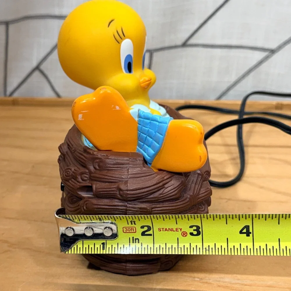 Westclox Tweety Bird‎ Alarm Clock OS Yellow Vintage Looney Tunes Nest 32402-AC